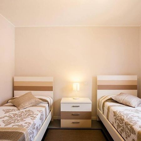 2 Bedroom Apartment For 4 People In Tenerife Costa Adeje  Kültér fotó