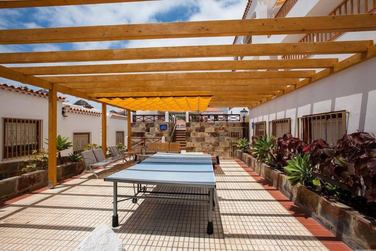 2 Bedroom Apartment For 4 People In Tenerife Costa Adeje  Kültér fotó