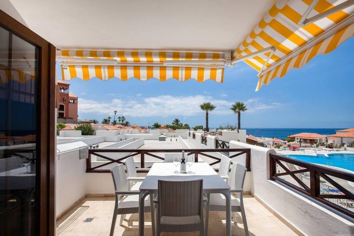 2 Bedroom Apartment For 4 People In Tenerife Costa Adeje  Kültér fotó
